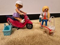 Playmobilset Frau mit Roller und Frau mit Hund Bayern - Aystetten Vorschau