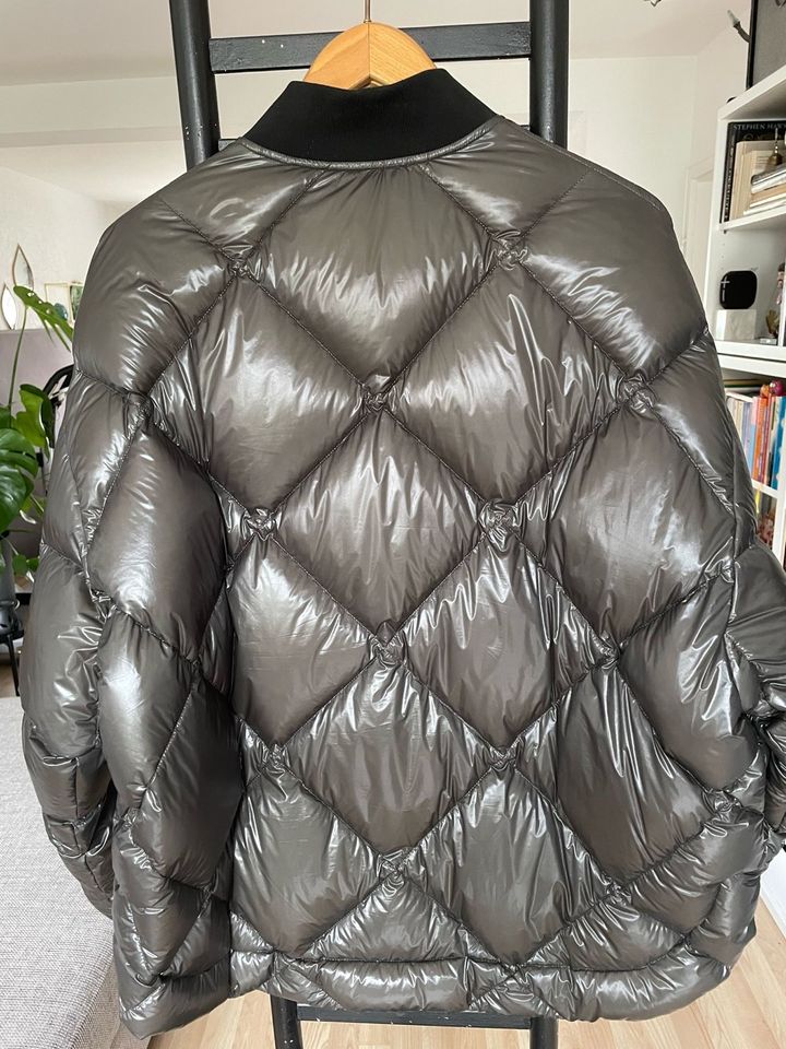 COLE BUXTON CB QUILTED BOMBER JACKET in Brühl