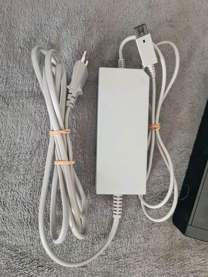 Nintendo Wii Konsole mit Controller und 3 Spielen in Flonheim