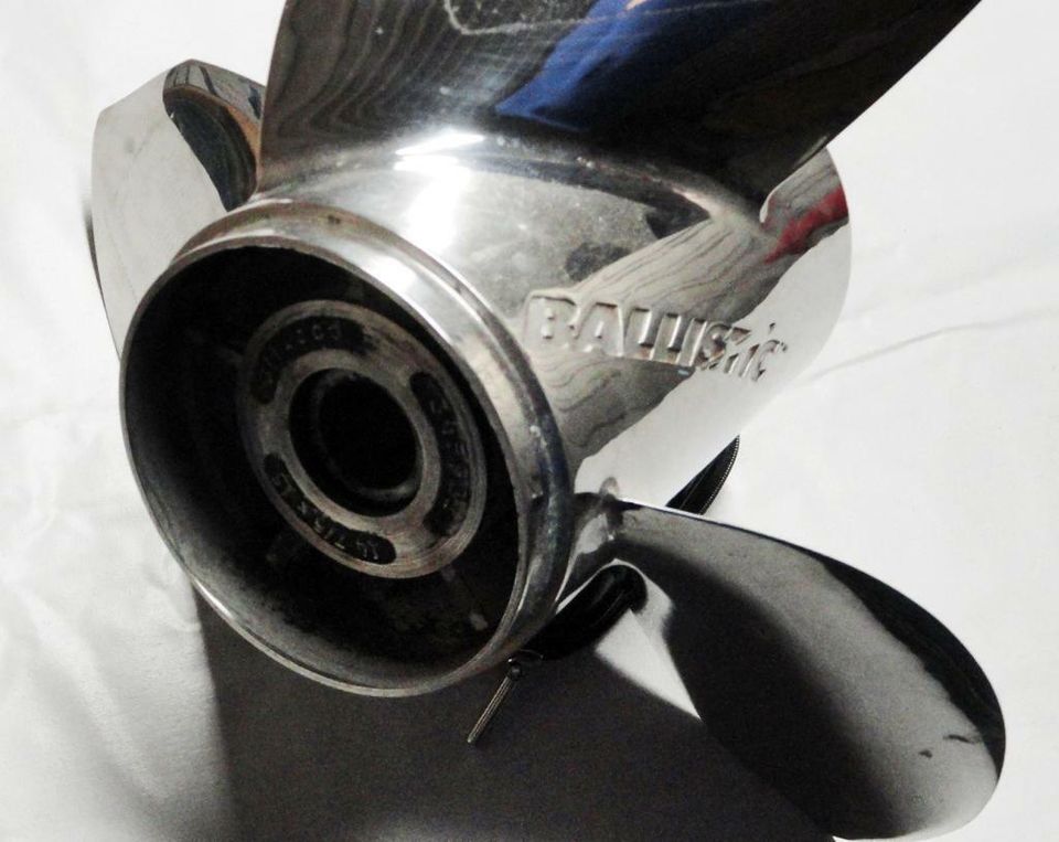 L574 Propeller Ballistic 14 7/8 x 15 MWC 345931 Yamaha F150 - 300 in Schorfheide