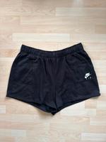 Sporthose Shorts kurze Hose NIKE Gr. 46 Bayern - Neunburg Vorschau