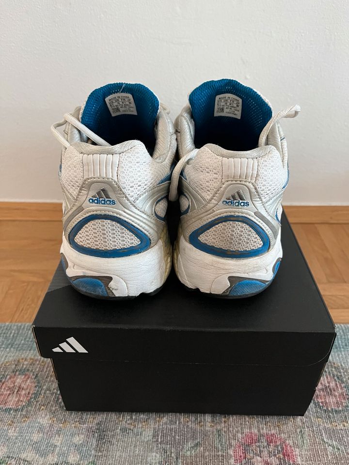 Adidas Schuhe Supernova in München