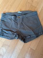 2 H&M Shorts Gr 42 Baden-Württemberg - Waldbronn Vorschau