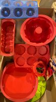 Set 5 Tupperware Silikonformen, Backform, 1 Topfdeckel Nordrhein-Westfalen - Oelde Vorschau