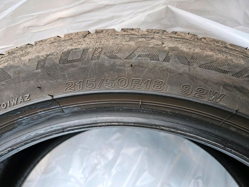 4x Bridgestone Reifen  215/50 R18 92W nur5tsd km gefahren in Köln