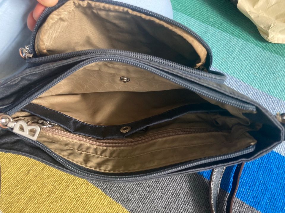 Bogner Handtasche sehr guter gebrauchter Zustand in Berlin