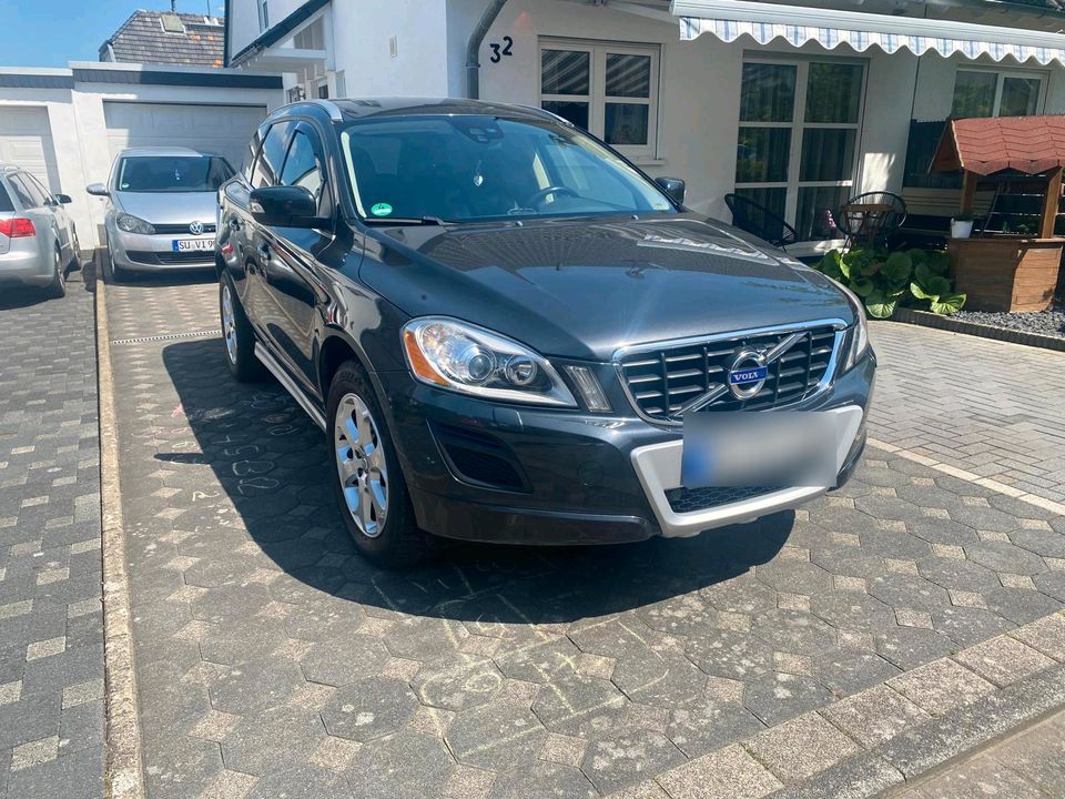 Volvo XC 60 D3 in Alfter