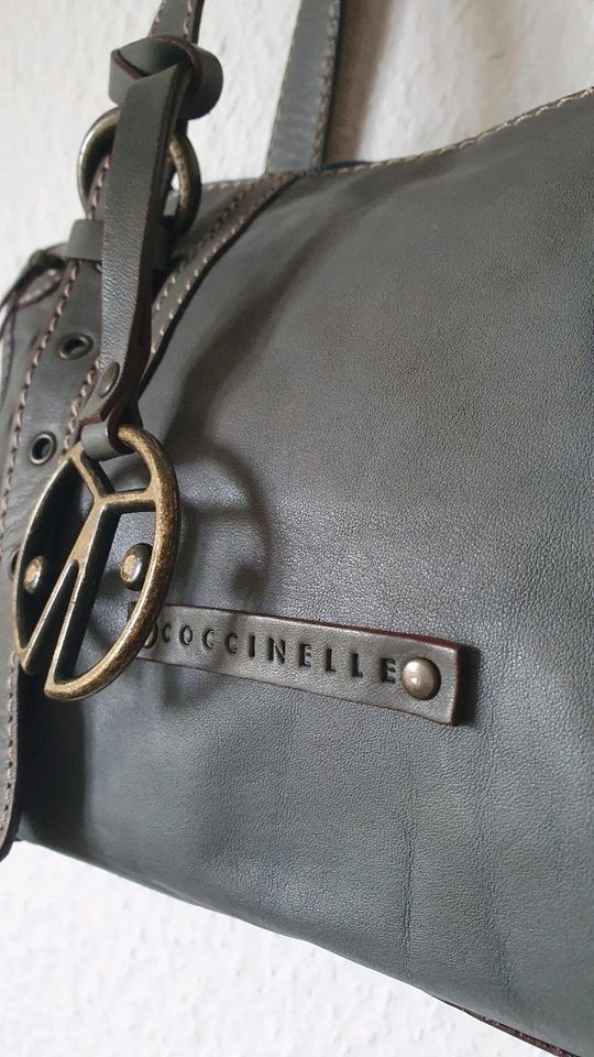 Coccinelle Handtasche in München