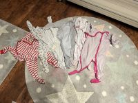 Kleiderpaket Babystrampler Schlafanzüge Einteiler Gr. 74 Saarland - Schwalbach Vorschau