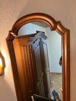 Spiegel aus Holz in sehr gutem Zustand Niedersachsen - Garbsen Vorschau