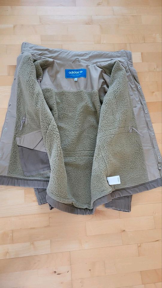 Adidas Jacke Übergangsjacke XL beige in Schalksmühle