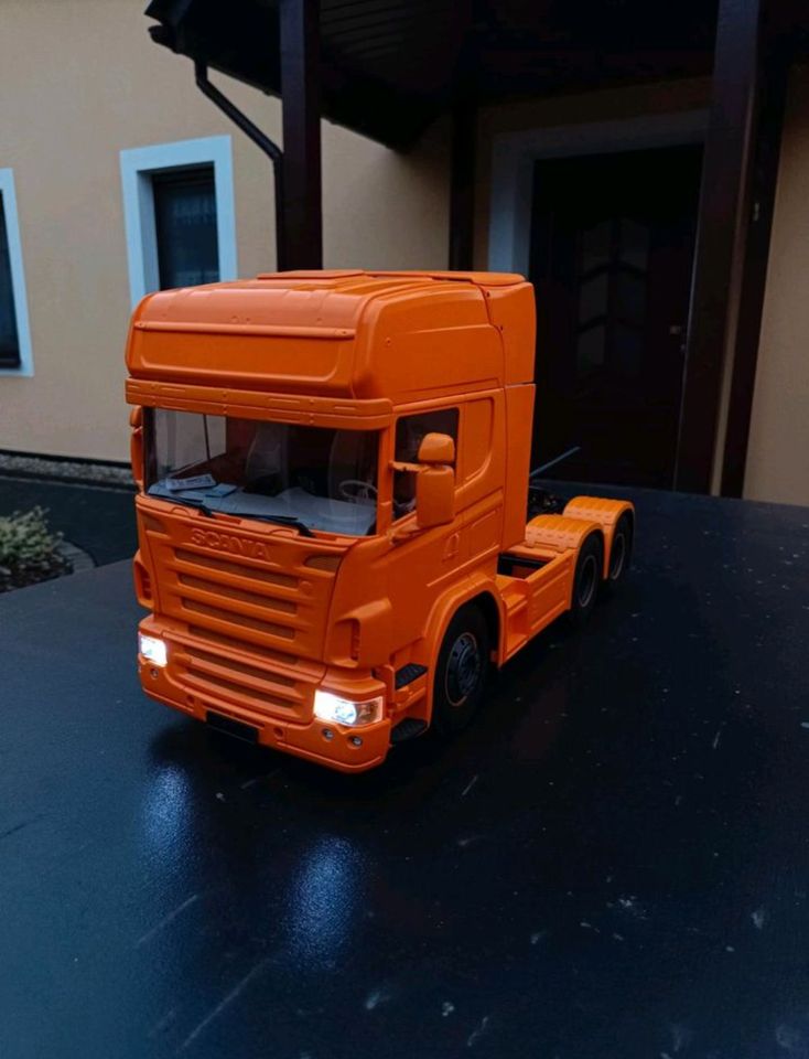 Tamiya Truck Scania R620 Topline 6x4 1.14 RC in Elsterwerda