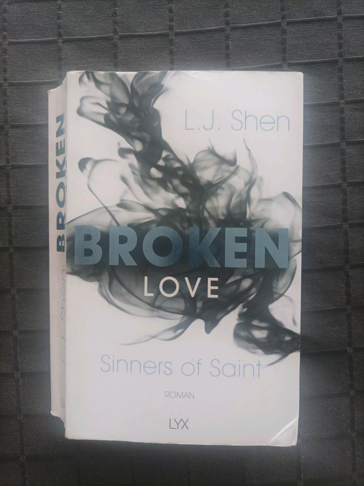 Roman:Broken Love,Sinners of SaintL.J.Shen in Breidenbach (bei Biedenkopf)