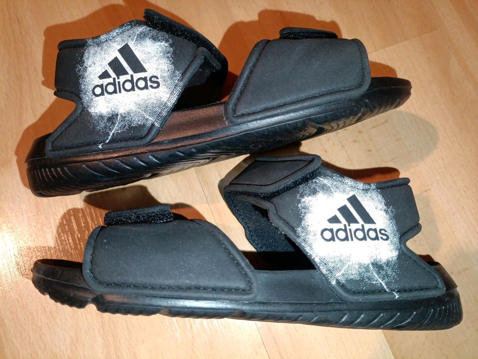 Adidas Kinder Sommer Schuhe Sandalen schwarz 29 neu in Düsseldorf