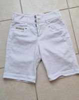 Herrlicher Shorts Bermudas Neu Gr.24 Niedersachsen - Burgdorf Vorschau