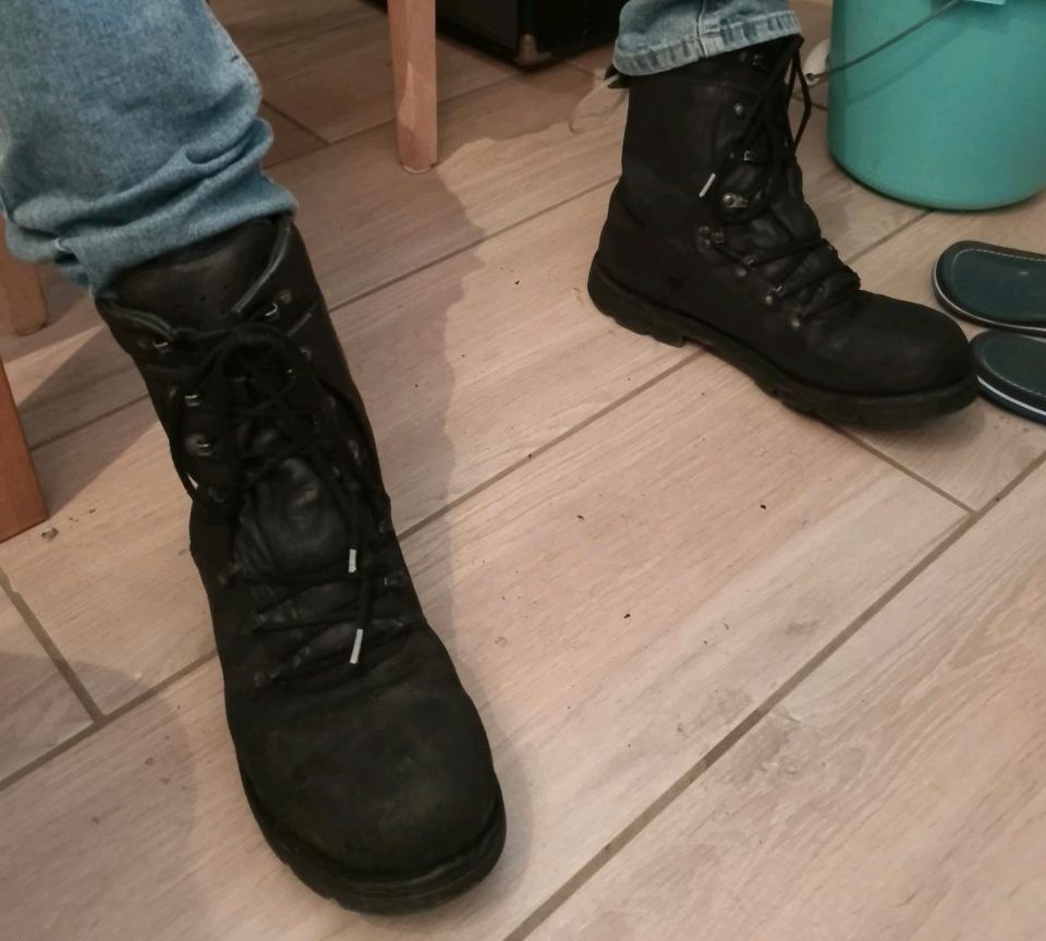 Alte Bundeswehr Stiefel Größe 44 in Elmenhorst/Lichtenhagen