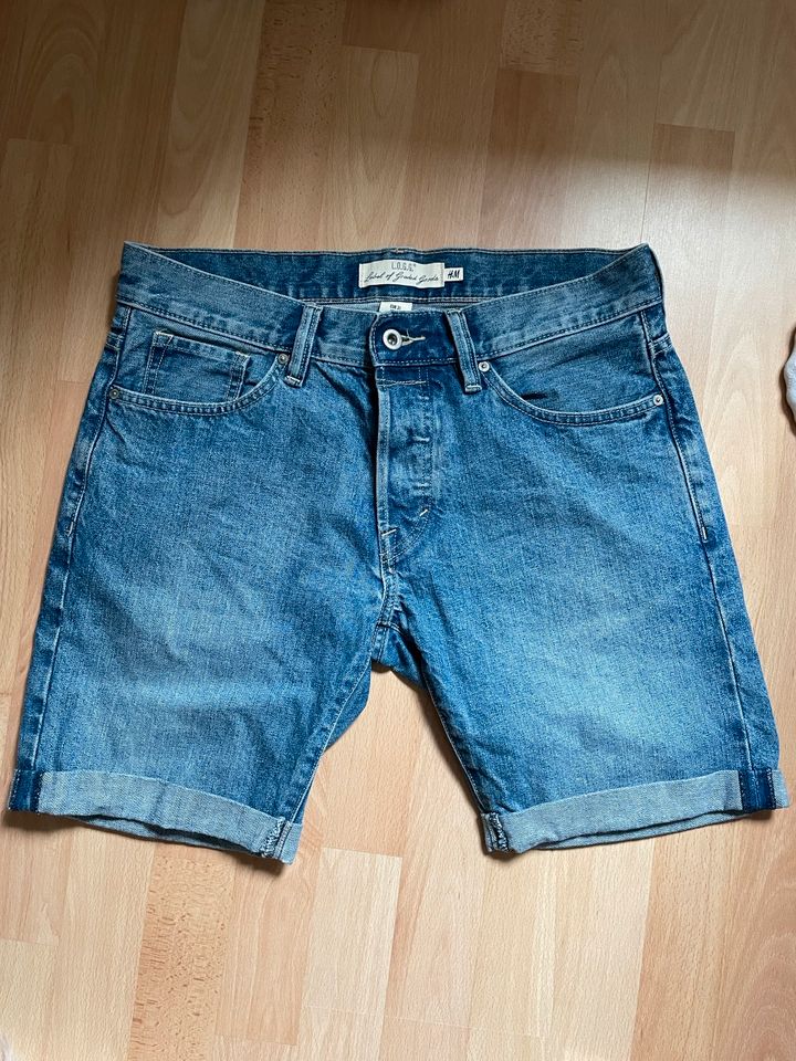 Kurze Männer Jeans in Nürnberg (Mittelfr)