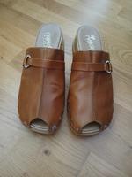 Rieker Clogs braun, Größe 42 Hessen - Wöllstadt Vorschau
