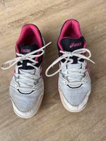 Asics Gel Rocket Turnschuhe Sportschuhe Laufschuhe Gr. 40 Bayern - Gauting Vorschau