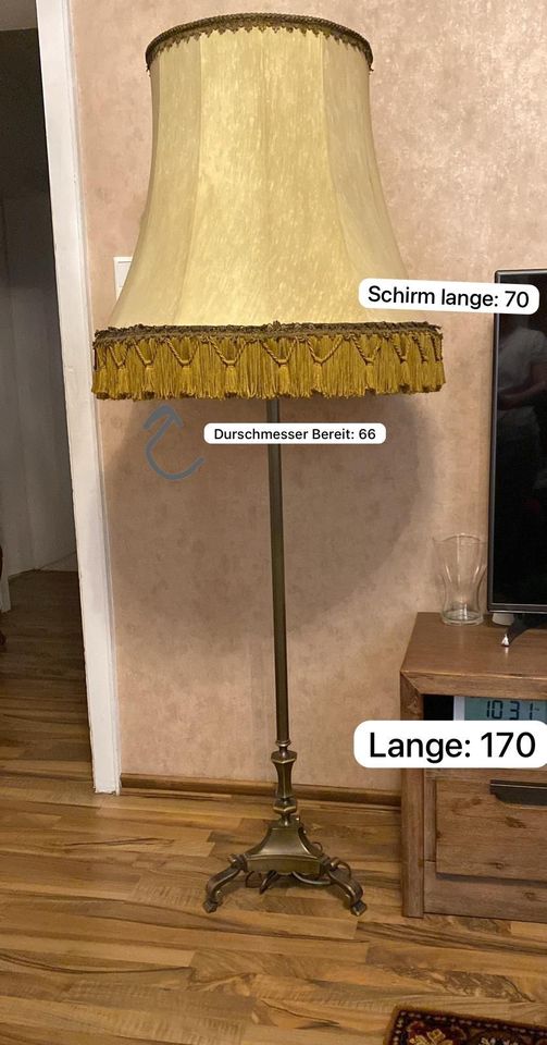 Antike Stehlampe - Antik Messing Vintage Retro in Rüsselsheim