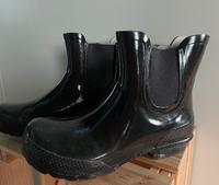 Gummistiefel Damen / Crocs / Gr. 38 Frankfurt am Main - Ostend Vorschau