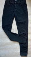 Jeans Hose schwarz Jeanshose ONLY Größe M 38 Niedersachsen - Walsrode Vorschau