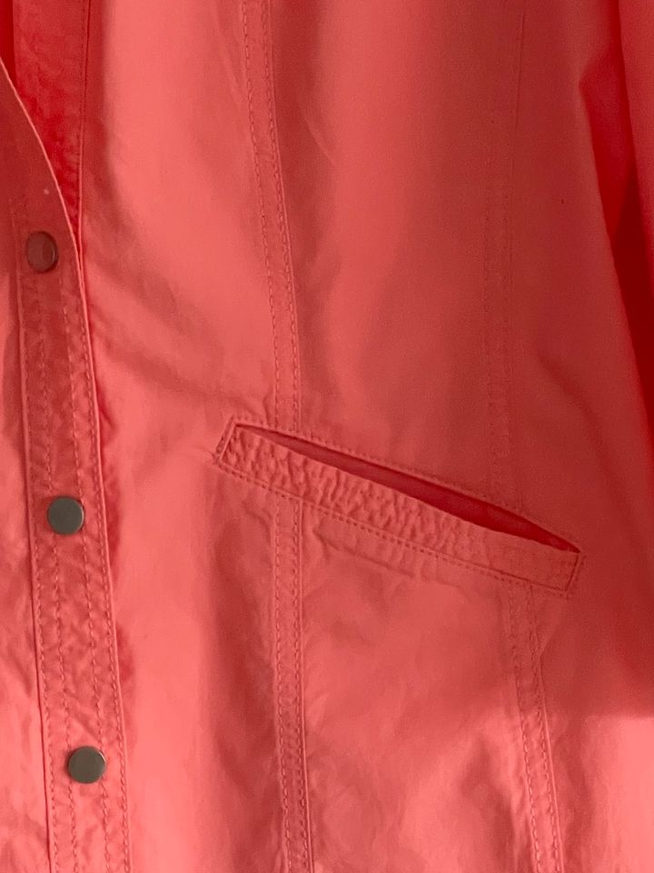 Gerry Weber Sommerjacke Leichte Jacke Baumwolle Gr.40 Korallenrot in Schorndorf