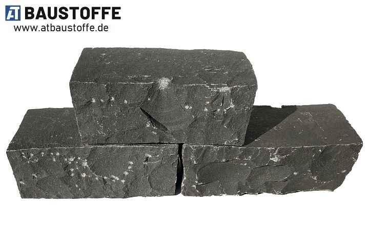 Naturstein-Mauersteine Basalt 15x40x20cm allseits gespalten in Pellingen