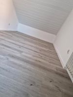 Bodenleger bodenvorbereitung Laminat Vinyl PVC Paket Duisburg - Duisburg-Mitte Vorschau