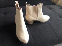 Stiefeletten 42 Nordrhein-Westfalen - Nörvenich Vorschau
