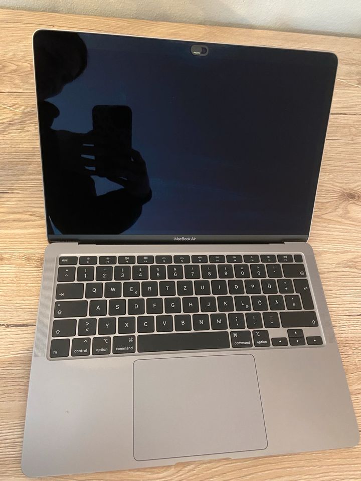 13“ MacBook Air, 2020, space grau, notebook in Moos