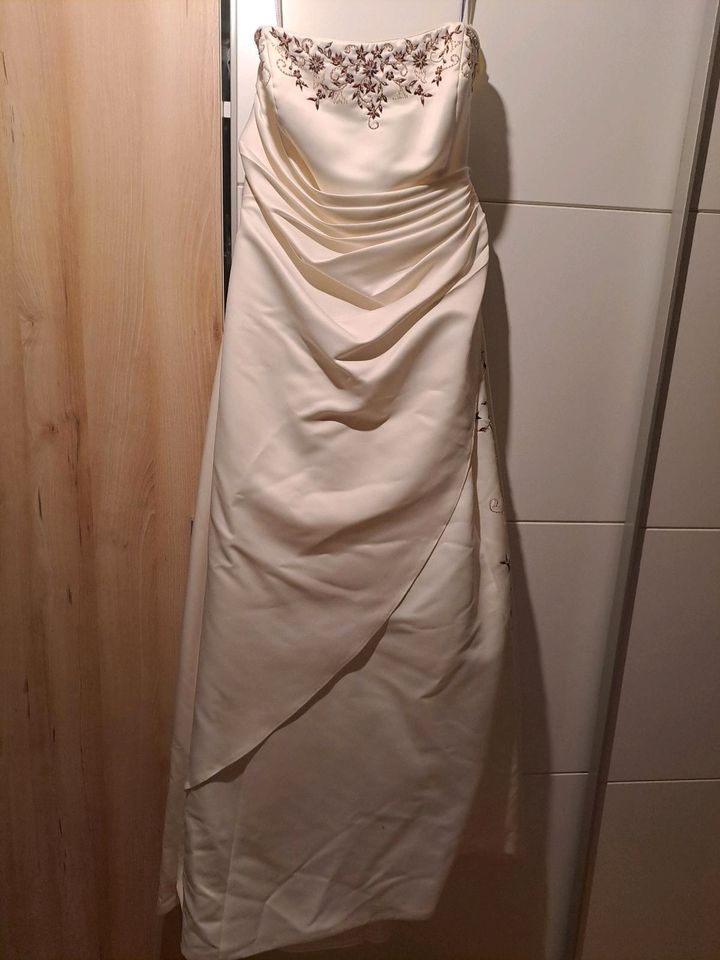 Brautkleid in Hanau