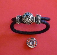 Armband, Armschmuck, Kautschuk schwarz, Textil-Armreif Bonn - Beuel Vorschau