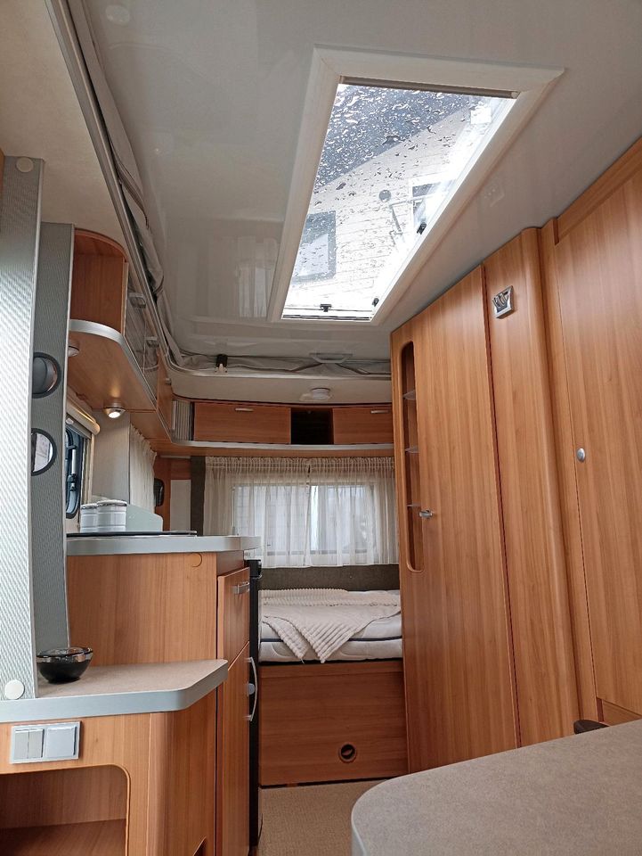 Hymer Eriba Feeling 425 HFe Neuzustand Markise Hochdach Panorama in Berkenthin