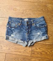 Kurze Jeans Shorts Hot Pants Panty used * PULL & BEAR 32 XS XXS Altona - Hamburg Blankenese Vorschau