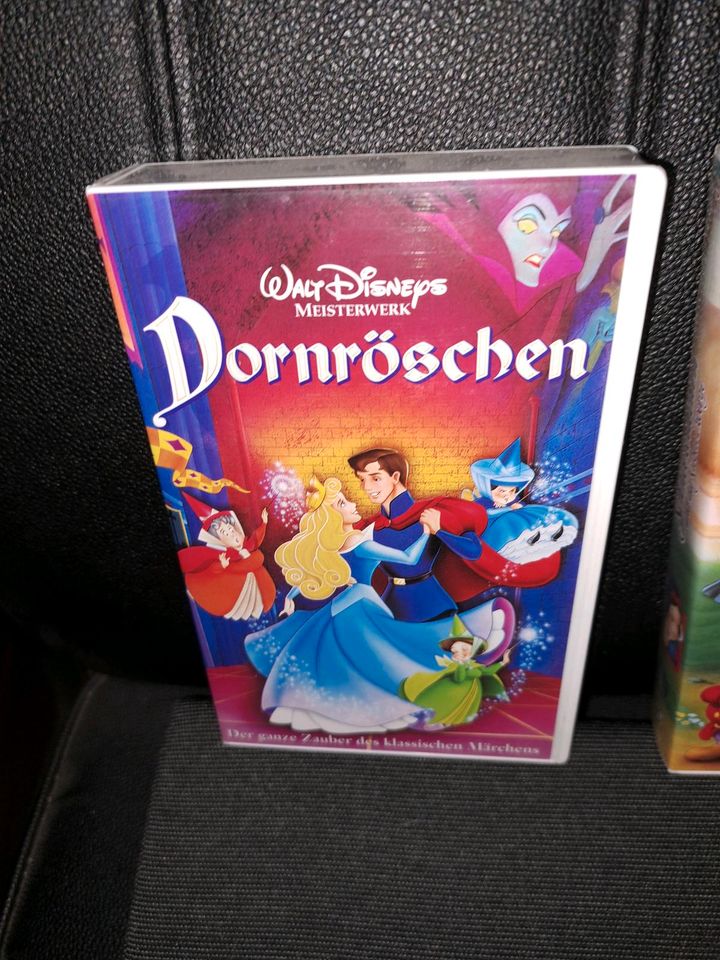 Walt Disney Meisterwerk Dornröschen+Schneewittchen VHS in Pfeffelbach