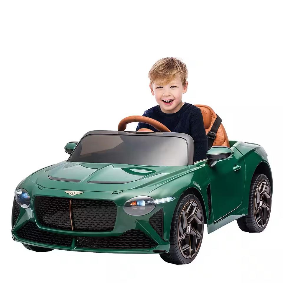 Kinderfahrzeug Neu Kinderauto Akkuauto Elektroauto Bentley in Hamburg
