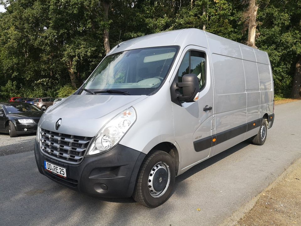 Renault Master Transporter mieten/ Vermietung/ leihen in Dresden