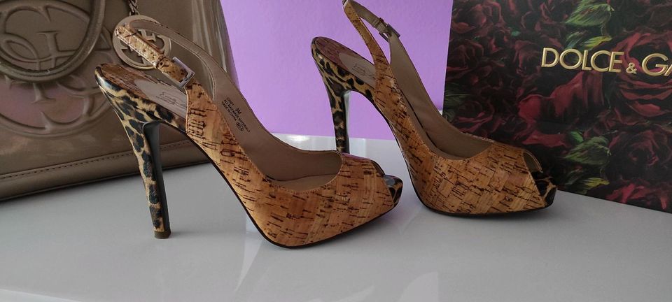 High Heels Leo  38/39 Neu in Bergheim