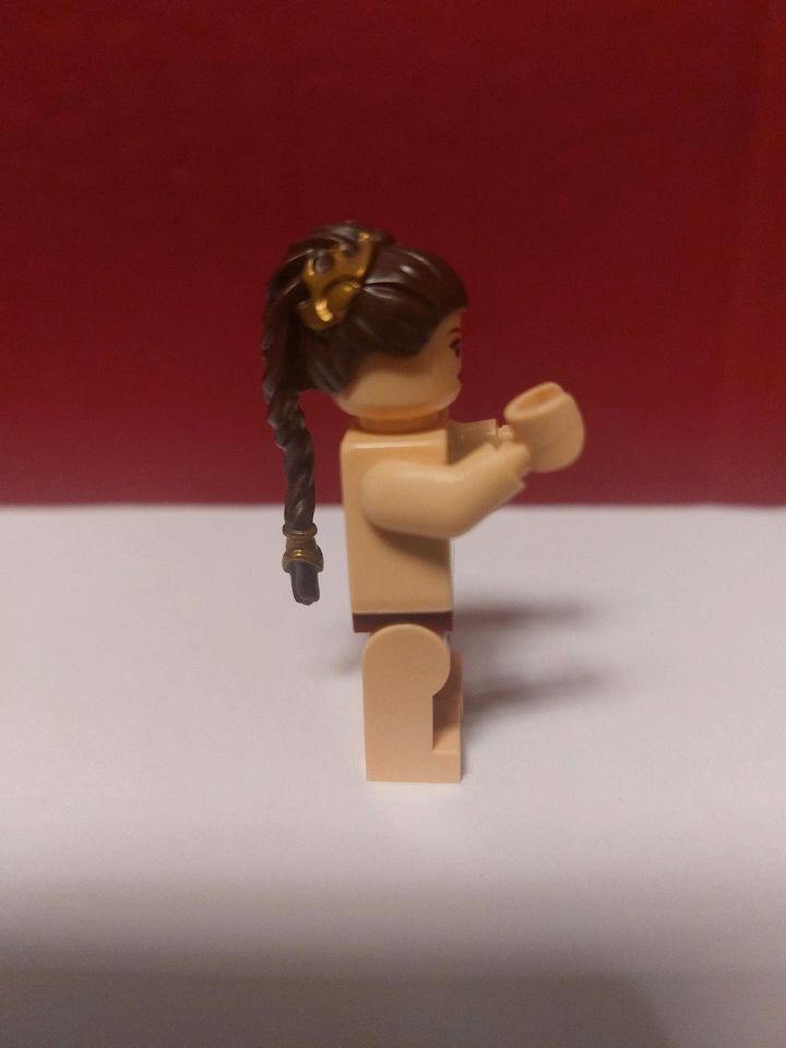 Lego Star Wars Leia Slave in Iphofen