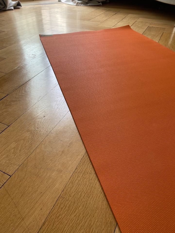 Yogamatte von JADEYOGA in München