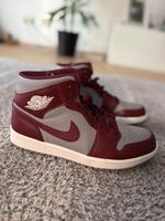 Nike Air Jordan Gr. 42,5 Sachsen - Frankenberg (Sa.) Vorschau