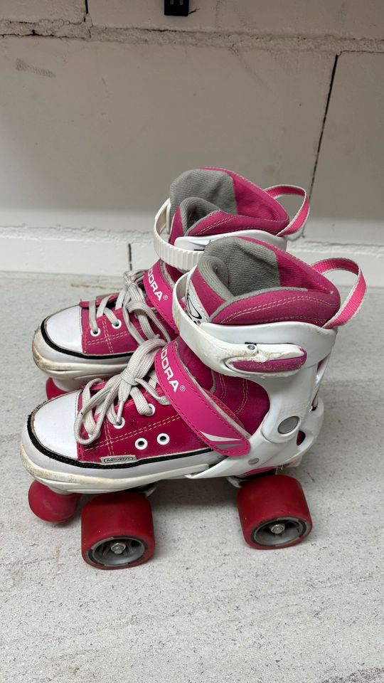 HUDORA Rollschuhe pink Gr. 32 - 35 in Schwaara