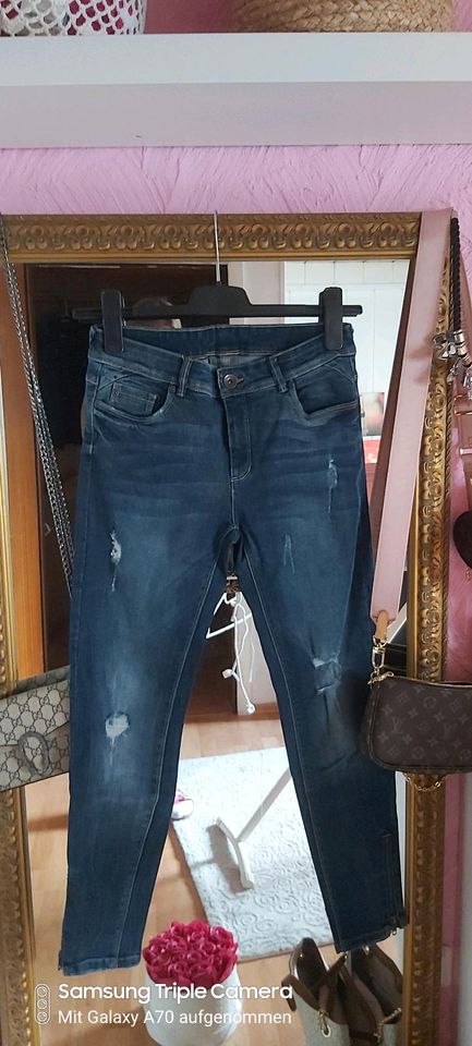 ❤ hübsche Jeans Neu ❤ in Homburg