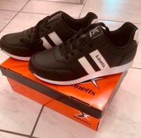 Kinder Sport Schuhe / Sneaker Größe 39 Hessen - Gießen Vorschau