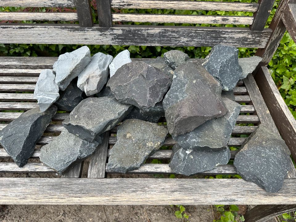 Aquariensteine Höhlenaufbau schwarz anthrazit Basalt Malawi in Rheinstetten