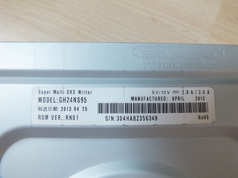 LG Multi CD/DVD Brenner GH24NS95, SATA, Schwarz, guter Zustand in Bochum