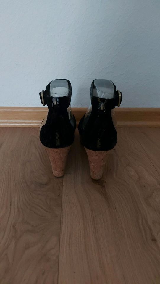 UGG Sandalen Leder schwarz Gr. 42 in Pulheim