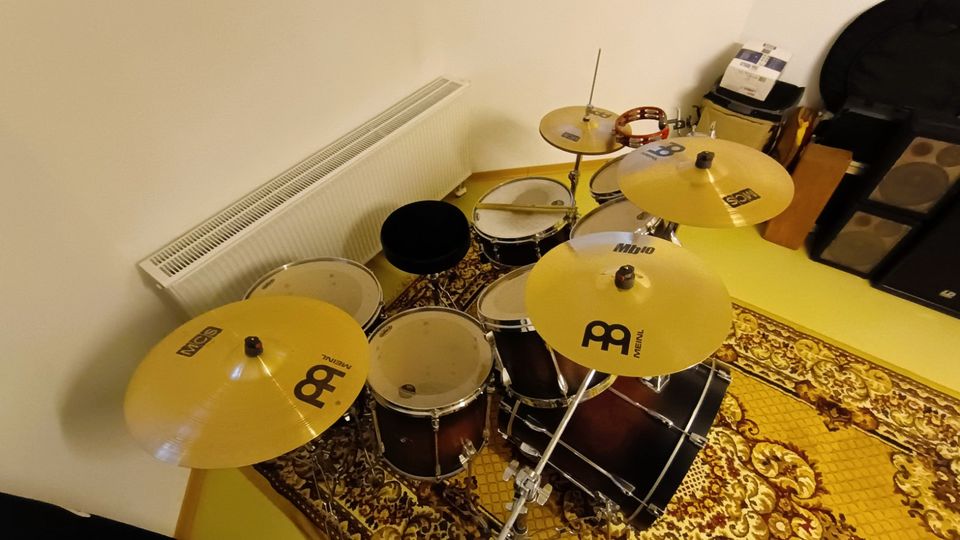 TAMA Superstar Schlagzeug mit Erweiterungen in Sohland
