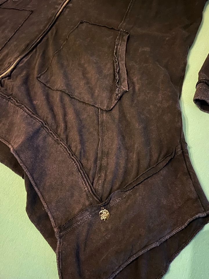 Tredy Sweatjacke, lila, Gr.48 (oil-washed) in Steinfurt